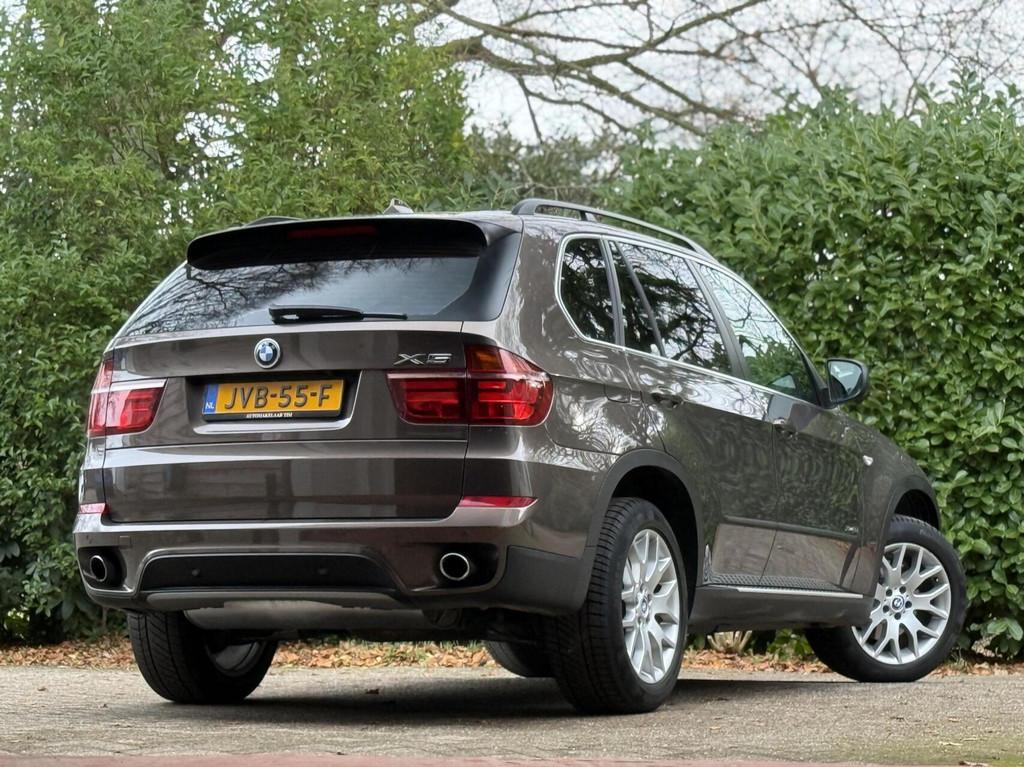 BMW X5 xDrive35i High Executive, Auto's, BMW, Automaat, Navigatiesysteem, Gebruikt, Bruin