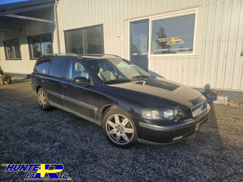 Volvo V70 2.4 D5 Black Sapphire Edition II Kleurcode 452, Gebruikt, Volvo