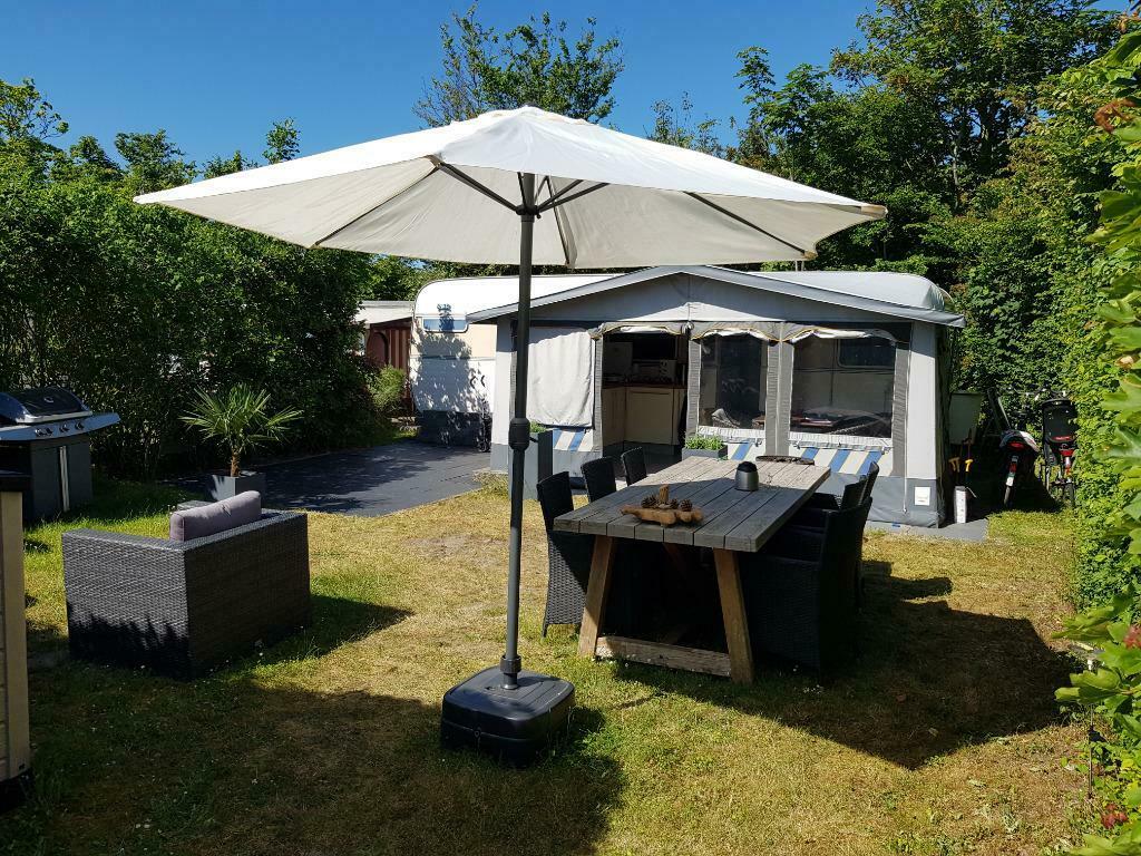 TE HUUR RUIME 6 PERSOONS CARAVAN OP TEXEL, Vakantie, Campings, Tv, Recreatiepark