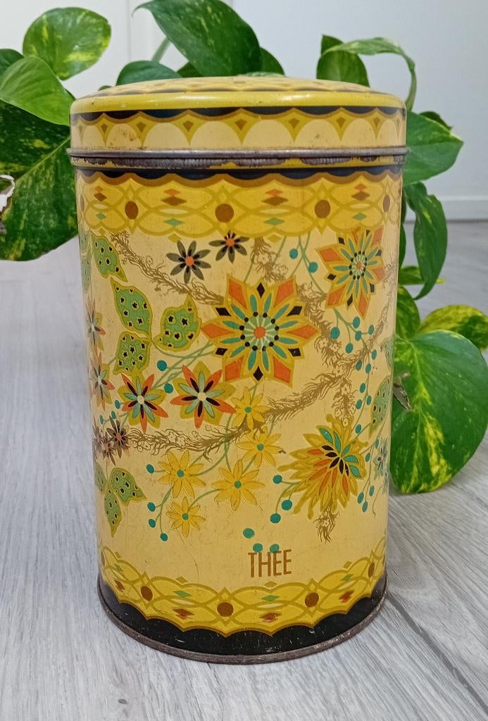 vintage gebloemde  thee blik, Ophalen of Verzenden, Gebruikt, Thee