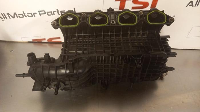 Inlaatspruitstuk van een Volkswagen Golf, Auto-onderdelen, Motor en Toebehoren, Volkswagen, Gebruikt, 3 maanden garantie, Ophalen of Verzenden