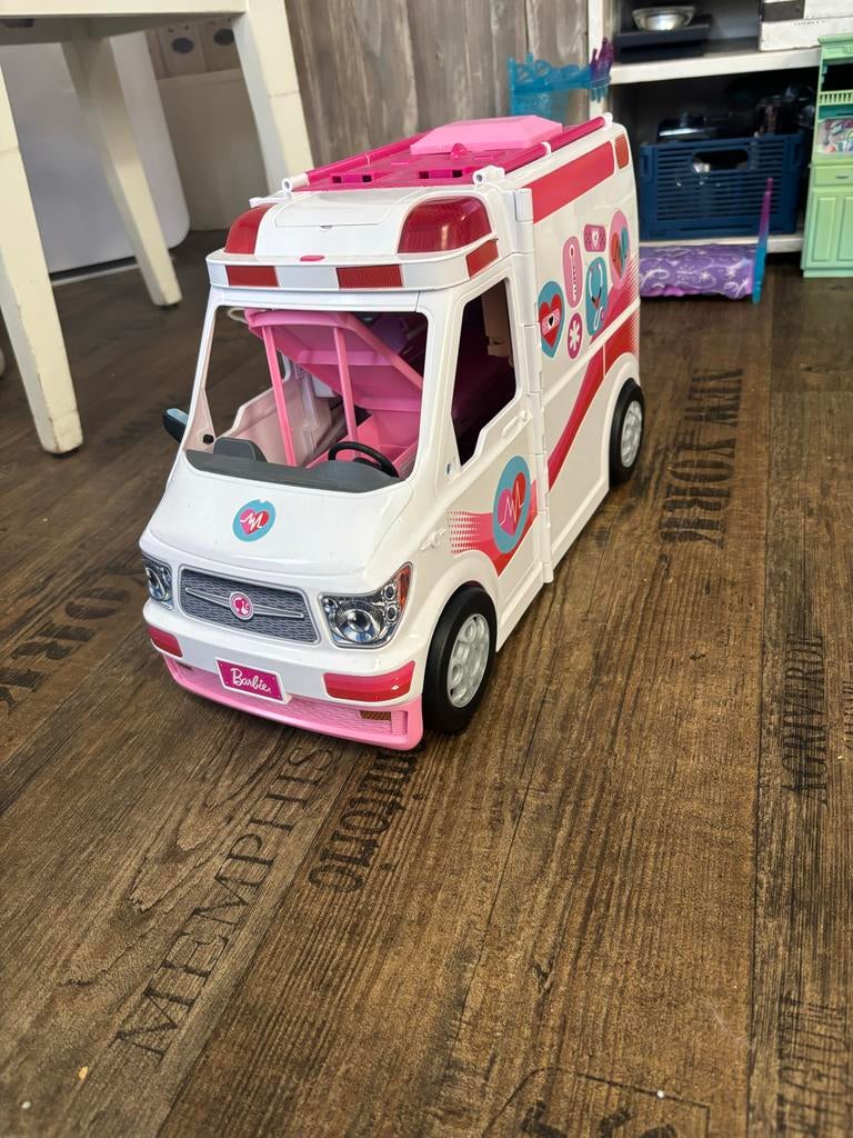 Barbie Ambulance - Speelgoedvoertuig, Ophalen of Verzenden, Gebruikt, Meisje