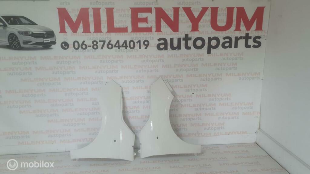 FIAT 500 SCHERM RECHTS / LINKS NIEUW (2007-2015) KLEUR 268, Fiat, Nieuw, Ophalen of Verzenden
