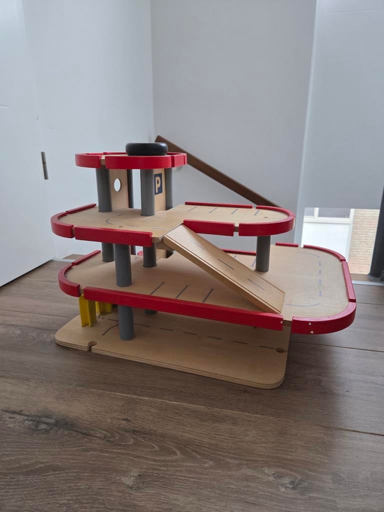 Mooie houten speelgarage van Plancity, Ophalen, Gebruikt, Overige typen