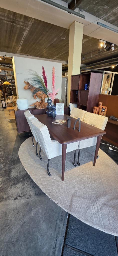 Eettafel | Bruin Mangohout | Rechthoek | 160/90cm, Eikenhout, Bornsestraat 31, Jarameubeloutlet@hotmail.com, Nieuw