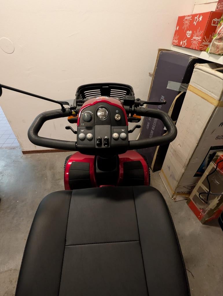SCOOTMOBIEL: PRIDE VICTORY S710 DELUXE, Ophalen, Pride, Nieuw, 16 km/u of meer