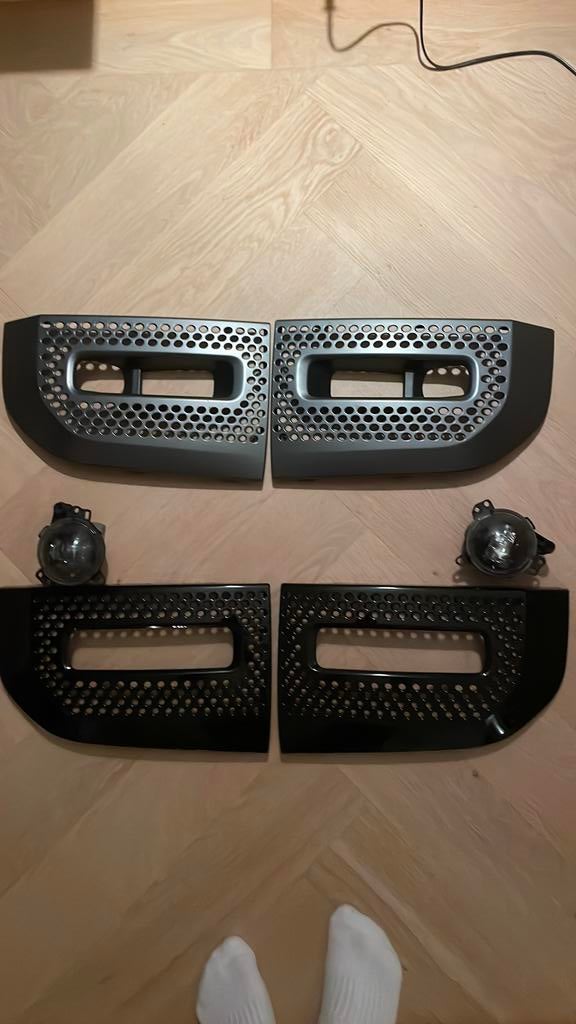 Land Rover Defender gril/mistlamp matgrijs & zwart 2020-2025, Ophalen of Verzenden, Nieuw, Land Rover