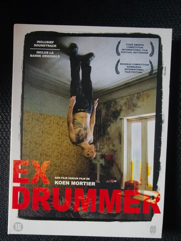 Ex Drummer - 2 x DVD - Koen Mortier, Cd's en Dvd's, Dvd's | Filmhuis, Zo goed als nieuw, Overige gebieden, Vanaf 16 jaar, Ophalen of Verzenden