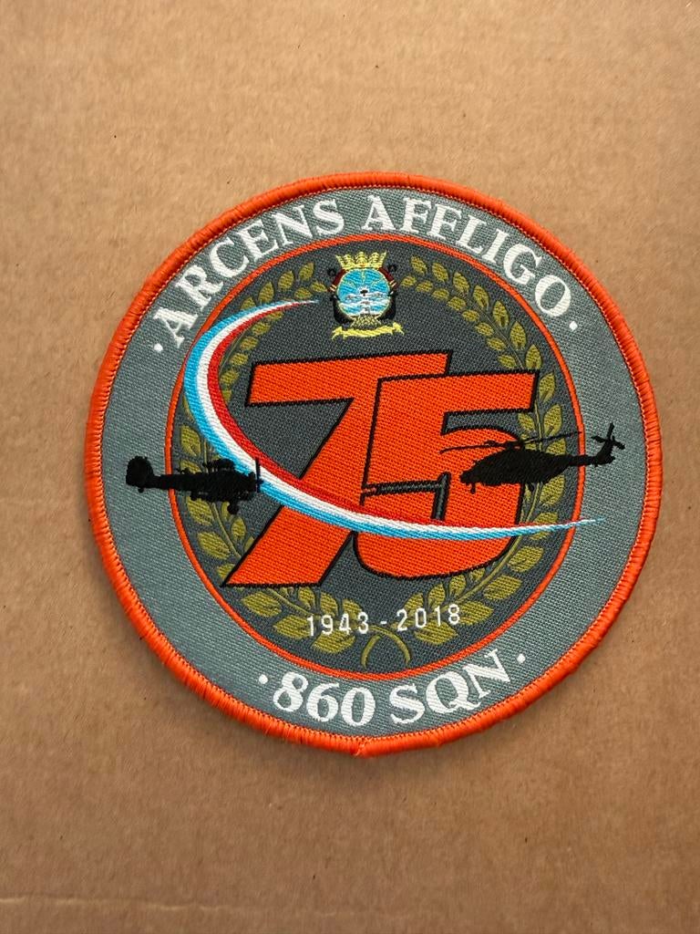 860 Squadron - 75 Jaar Embleem, Verzamelen, Militaria | Algemeen, Luchtmacht, Embleem of Badge, Nederland, Ophalen of Verzenden