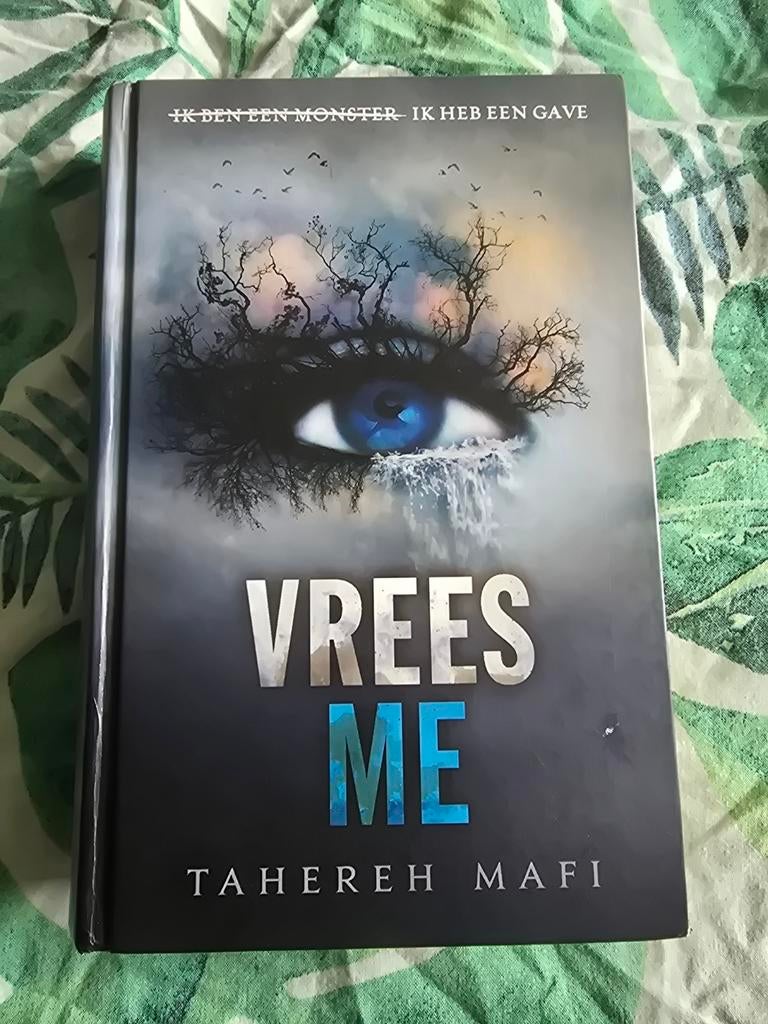 Tahereh Mafi: Vrees me (Touching Juliette), hc Nederlands, Boeken, Ophalen of Verzenden, Gelezen