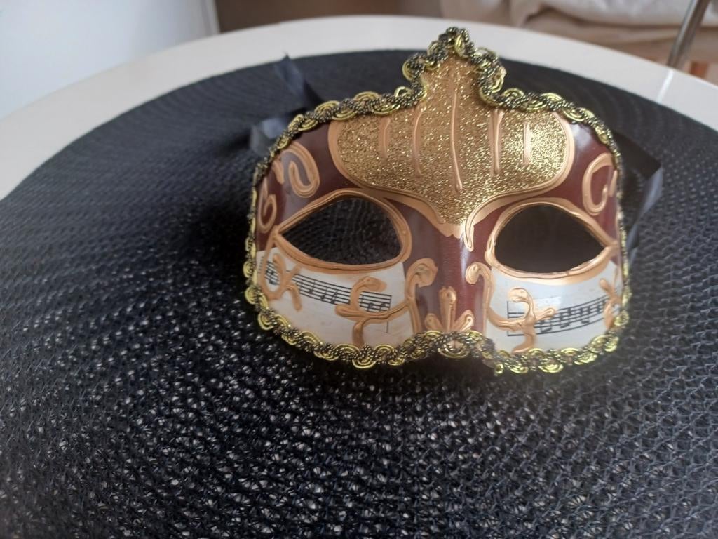 Venetiaans masker met muzieknoten, Carnaval, Ophalen of Verzenden, Zo goed als nieuw, Accessoires