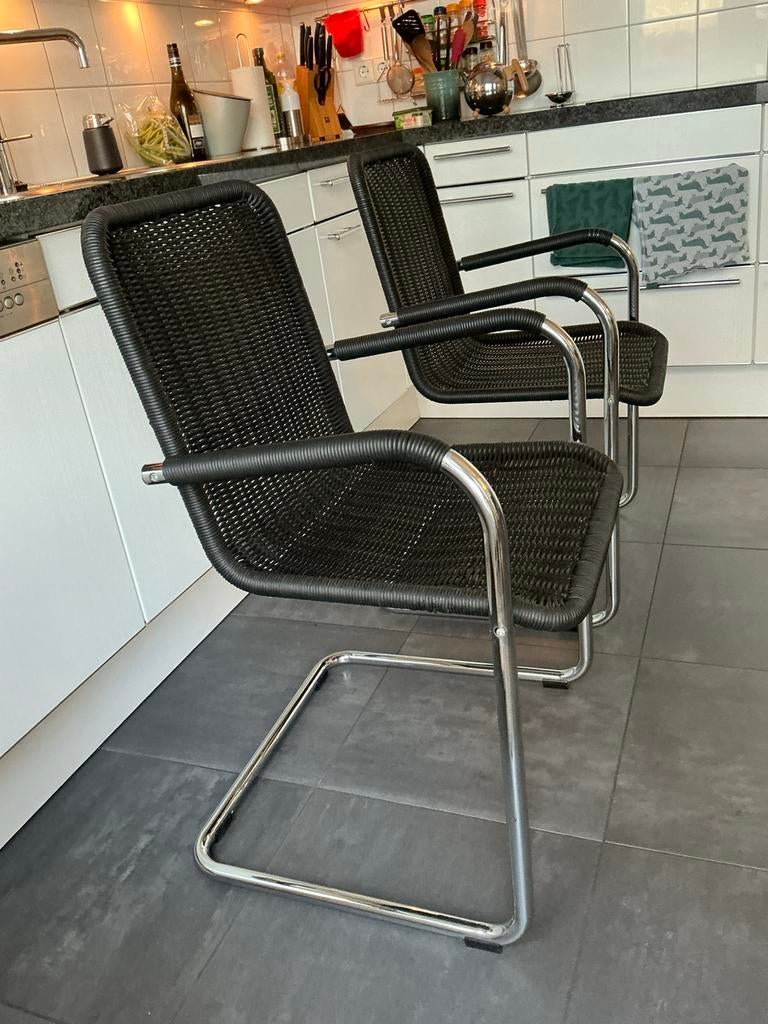 Tecta D1230 eetkamerstoelen, Huis en Inrichting, Stoelen, Gebruikt, Twee, Metaal, Zwart, Ophalen