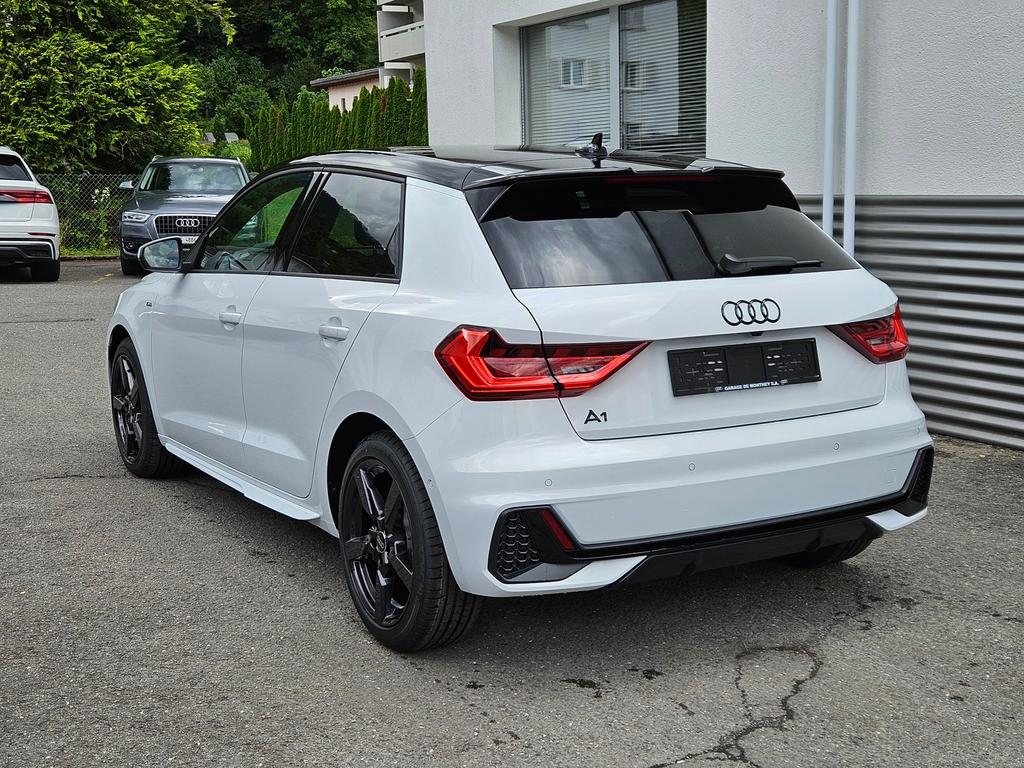 Audi a1 a3 a4 a5 a6 a7 Q2 Q3 Q5 Q7 Achteruitcamera, Ophalen, Zo goed als nieuw