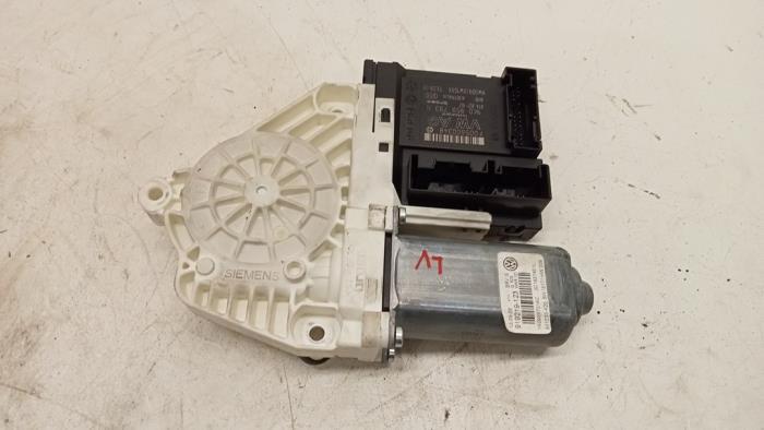 Raammotor Portier van een Volkswagen Passat, Ophalen of Verzenden, 3 maanden garantie, Gebruikt, Volkswagen