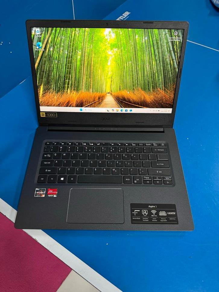 Acer Aspire 3 Ryzen 3 - 14 inch laptop - 8GB RAM - 256GB SSD, Computers en Software, Windows Laptops, Met videokaart, 2 tot 3 Ghz