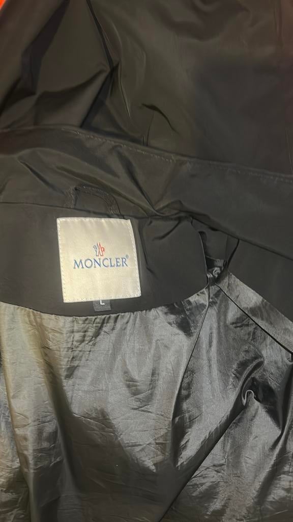Moncler jas, Ophalen of Verzenden, Zo goed als nieuw, Zwart