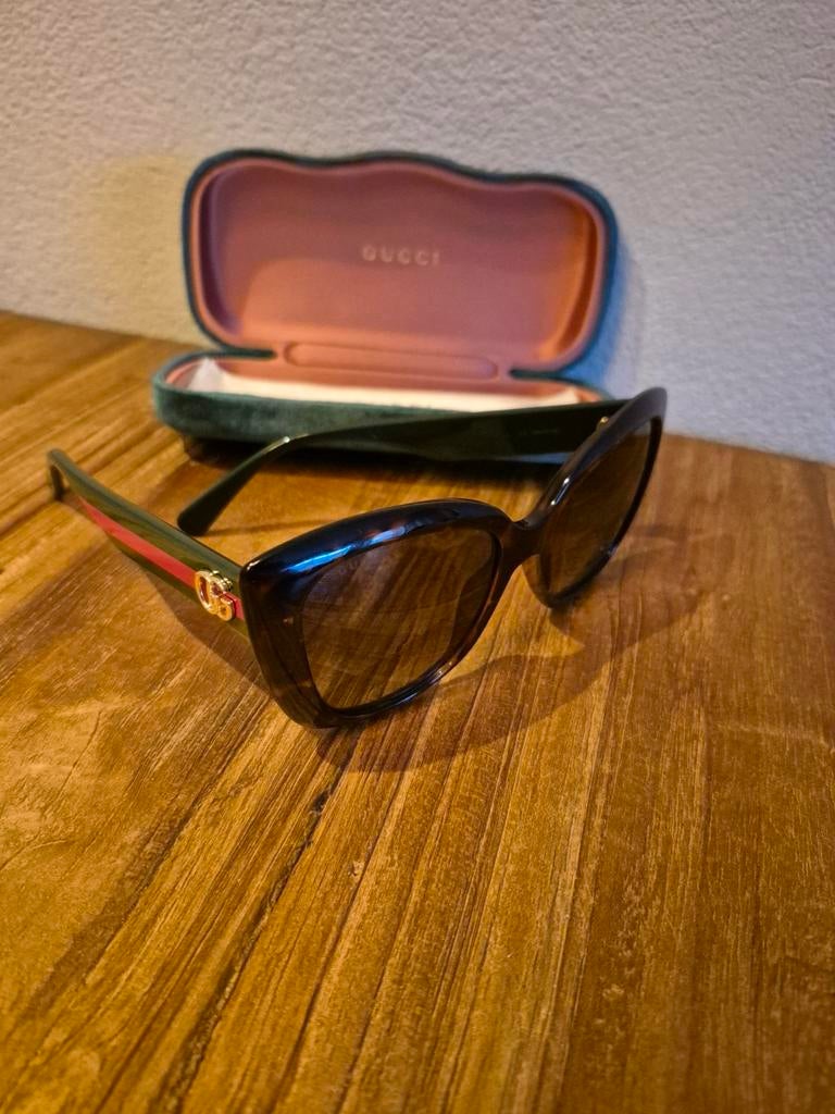 Gucci zonnebril, Ophalen of Verzenden, Zo goed als nieuw, Bruin, Overige merken