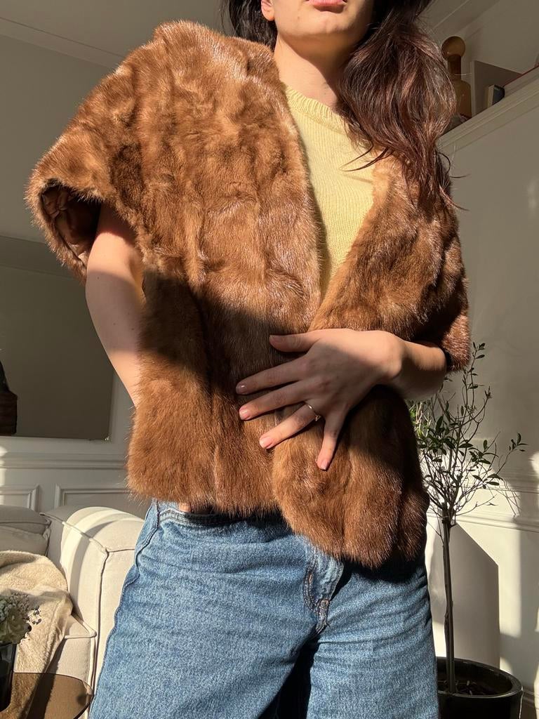 Mooie vintage nerts bont cape, Kleding | Dames, Maat 38/40 (M), Bruin, Ophalen of Verzenden, Zo goed als nieuw