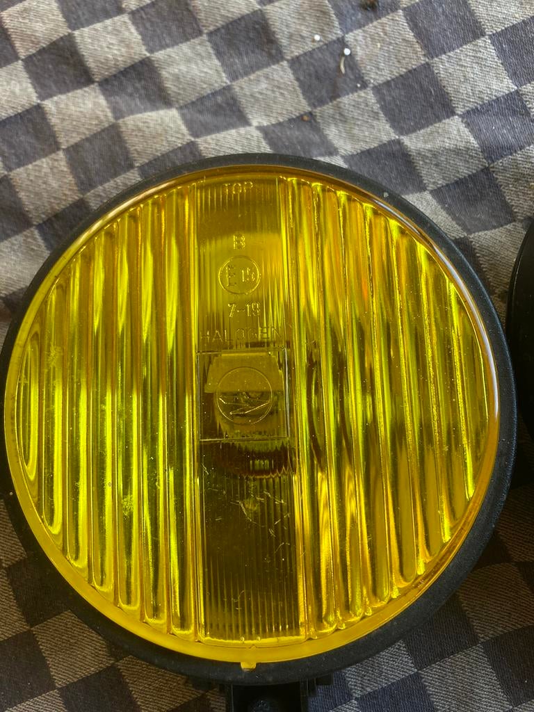 Oldtimer 2 gele mistlampen merk Elac DDR diameter 15 cm, Ophalen of Verzenden, Gebruikt
