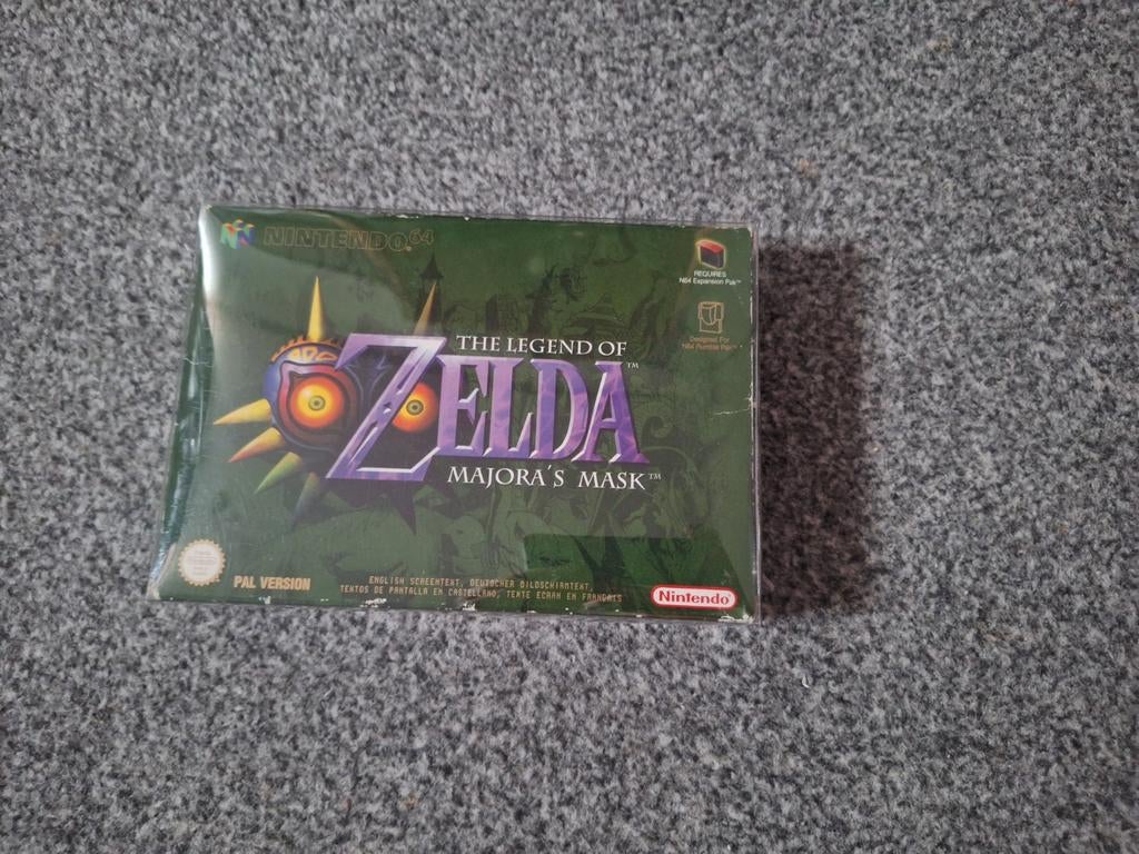 N64 spel Zelda Majora's Mask incl. Protector box, Spelcomputers en Games, Ophalen of Verzenden