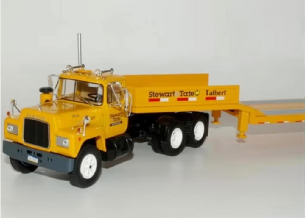 Mack R Series 1966 Gondola schaal 1/43 US trucks # 56