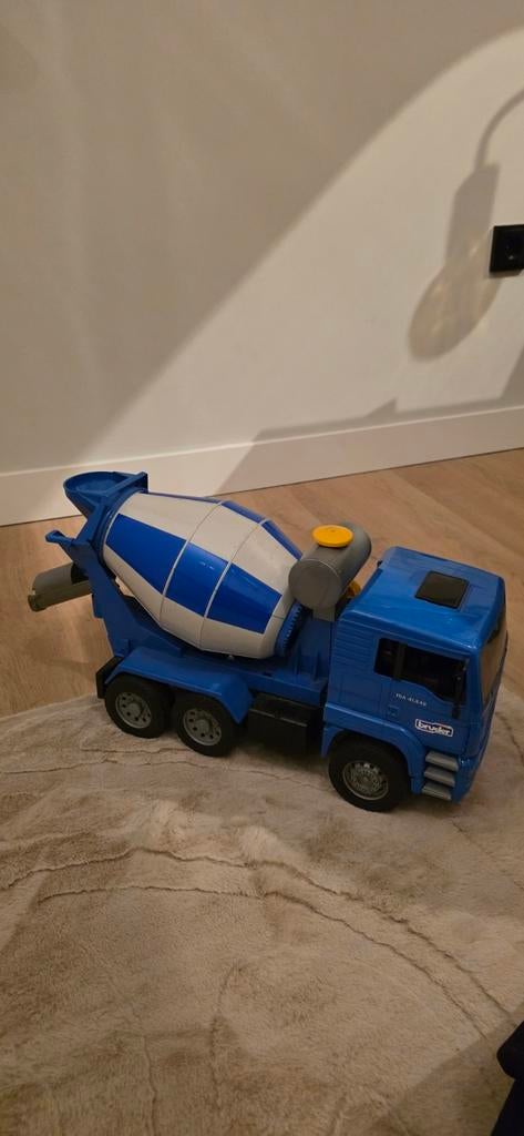 Bruder Betonmixer Vrachtwagen - Speelgoed, Kinderen en Baby's, Speelgoed | Speelgoedvoertuigen, Ophalen, Gebruikt