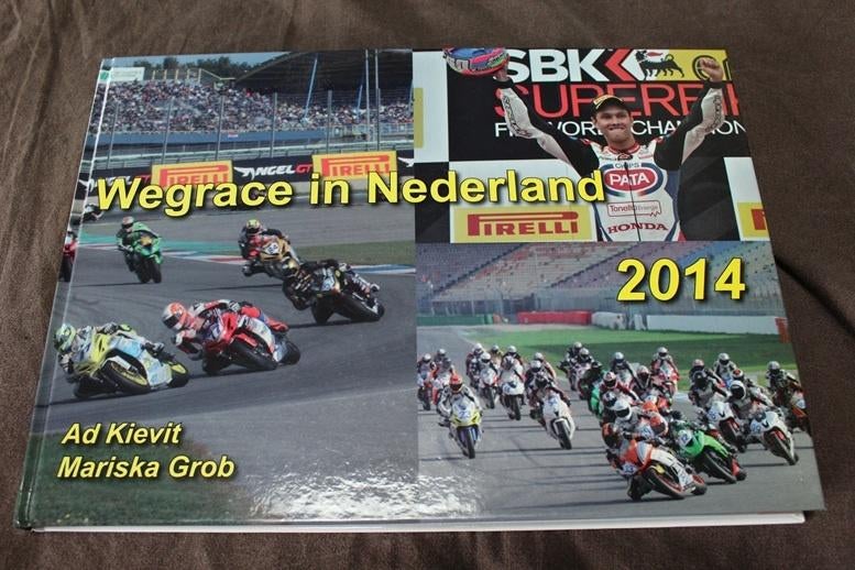Wegrace in Nederland 2014 Ad Kievit gesigneerd Velthuijzen, Boeken, Motoren, Zo goed als nieuw, Ophalen of Verzenden