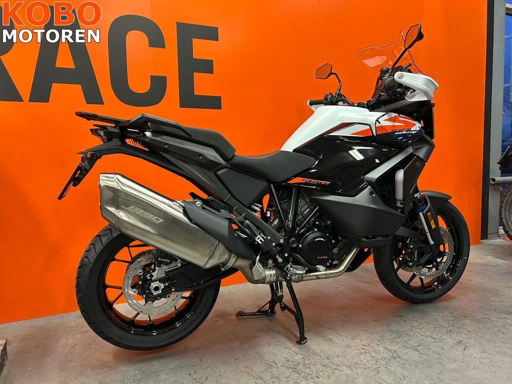 KTM 1390 SUPERADVENTURE S EVO (bj 2025 model 2026), Motoren, Motoren | KTM, 2 cilinders, KTM, Bedrijf, Onbekend