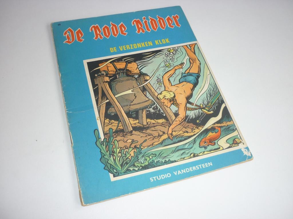 Vandersteen: de Rode Ridder 38. De Verzonken Klok (1e druk), Boeken, Stripboeken, Eén stripboek, Ophalen of Verzenden, Gelezen