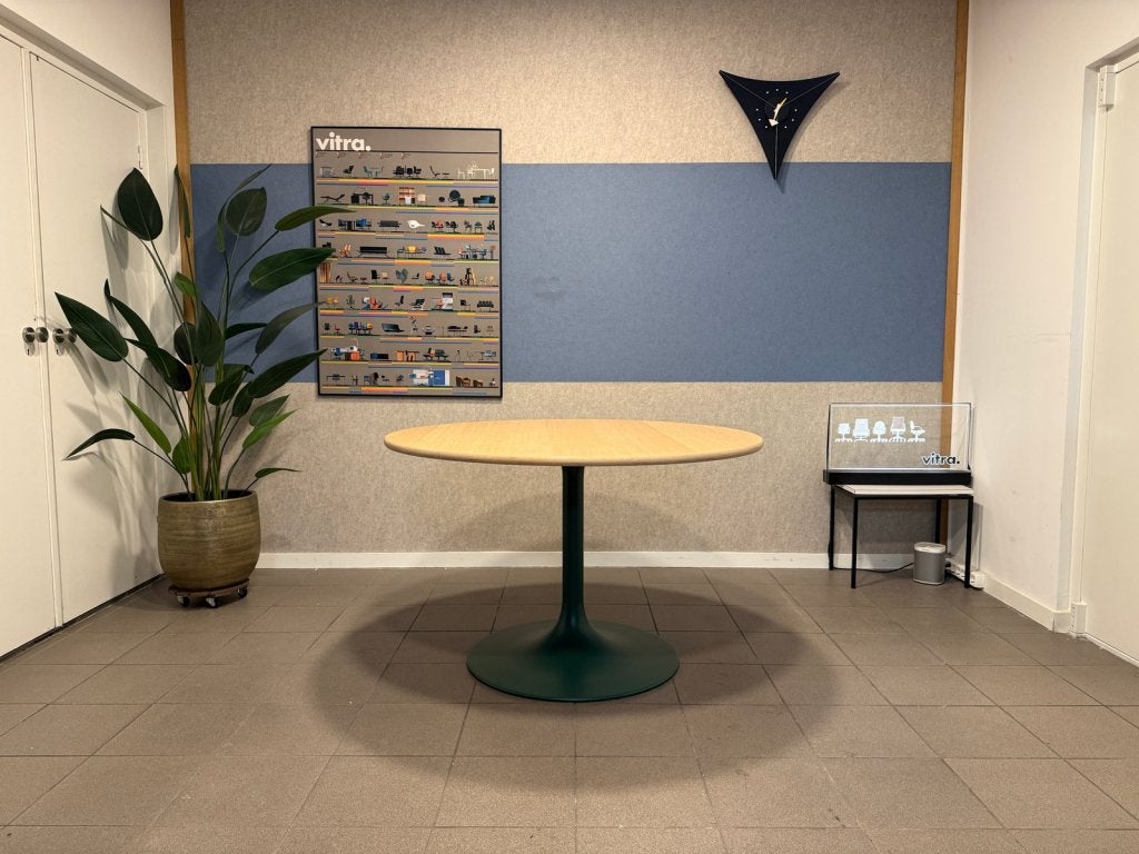 Artifort | Clarion | Eetkamertafel 120 cm | 1x