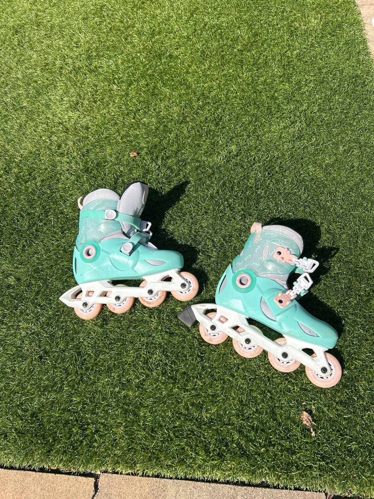 Skeelers 32-34 Decathlon, Kinderen, Inline skates 4 wielen, Ophalen, Overige merken