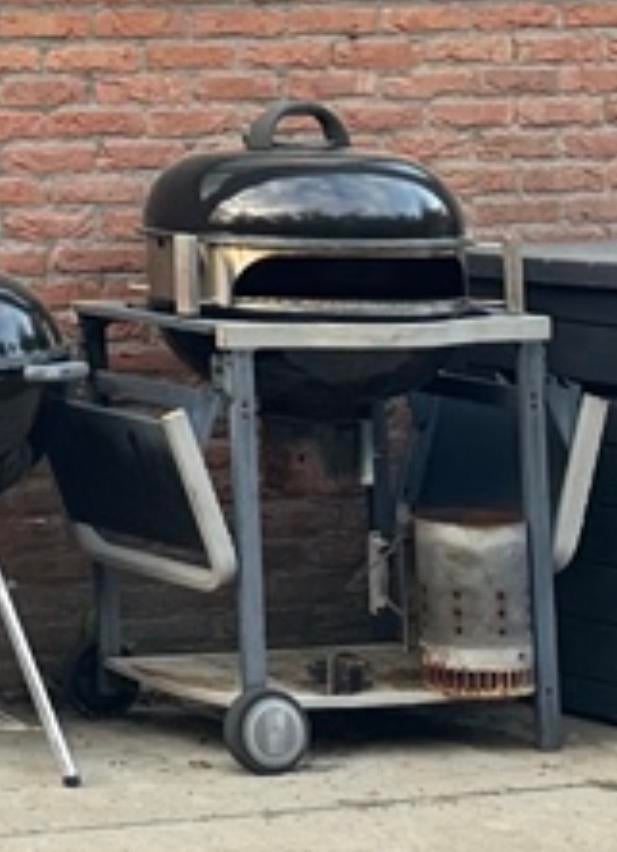 Weber Pizza BBQ met zijtafels en op wielen, Tuin en Terras, Houtskoolbarbecues, Gebruikt, Ophalen