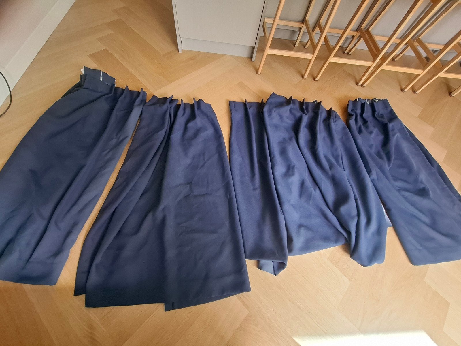 4 blauwe gordijnen met plooi.Handig als tijdelijke gordijnen, Ophalen, Gebruikt, Overige merken, Blauw