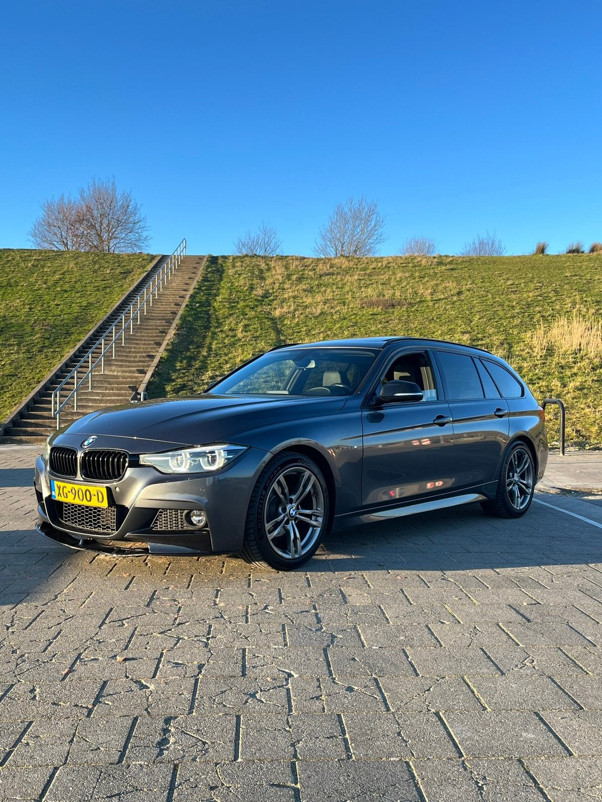 BMW 3-Serie 320i Touring M-Pakket Pano Cruise Leder NAP 2019, 1998 cc, Achterwielaandrijving, 1800 kg, Zwart