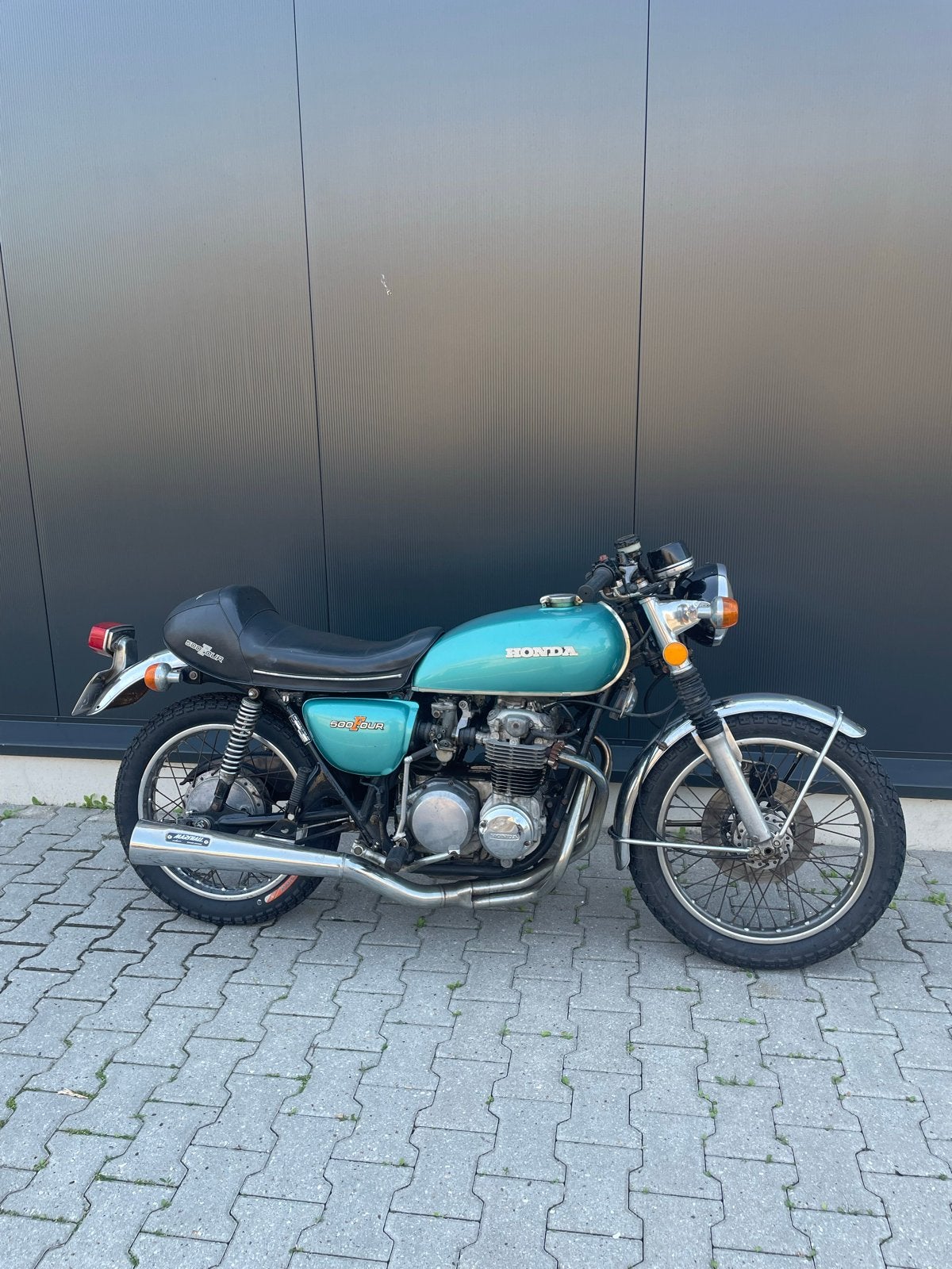 Honda CB 500 F Four uit 1974 - Legendarische Klassieker