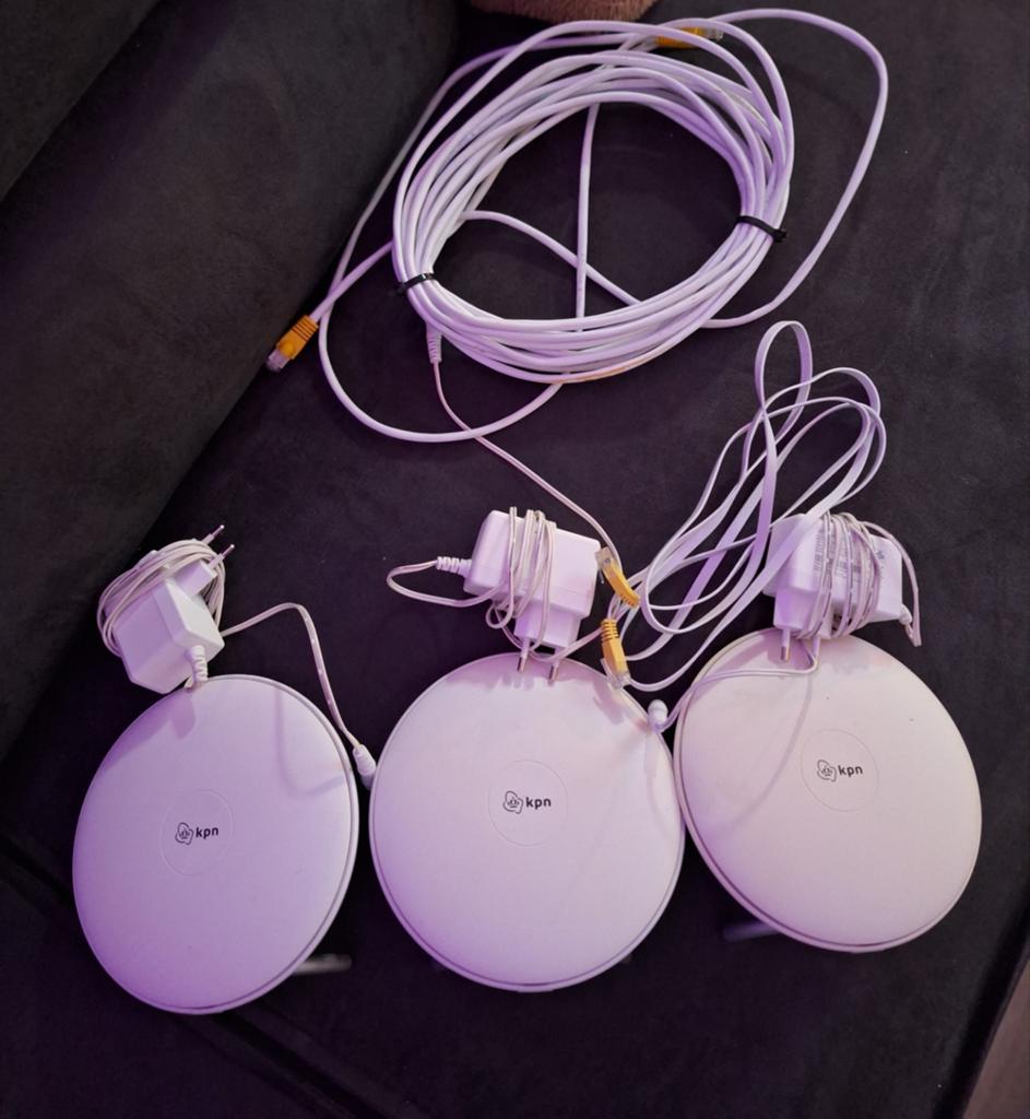 KPN SuperWifi punten (3 stuks) met kabels, Ophalen of Verzenden, Gebruikt, KPN