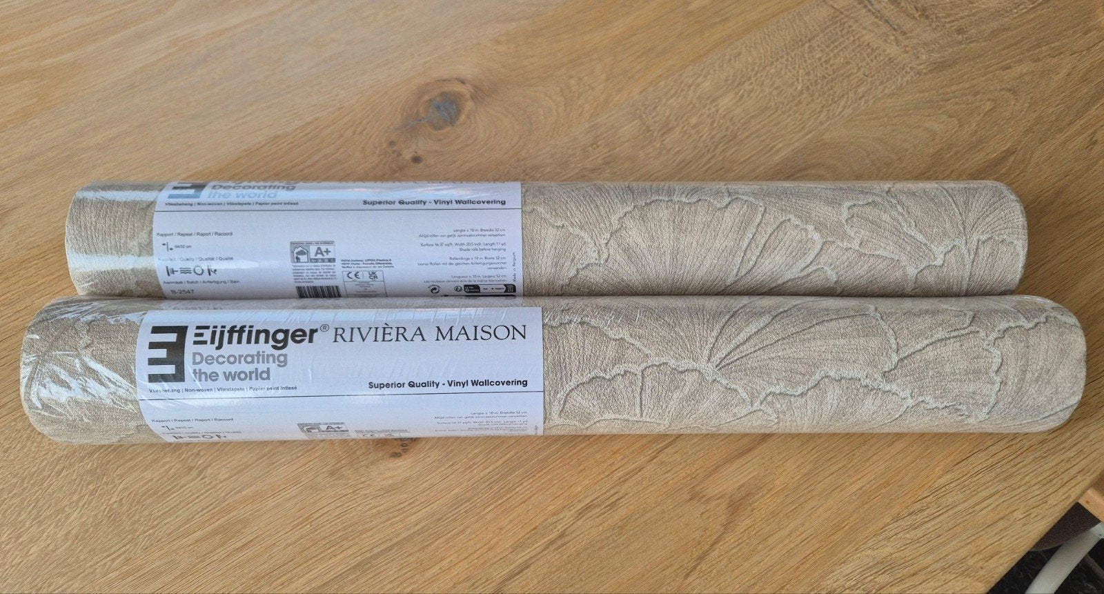2 rollen Eijffinger Riviera Maison 350524 vliesbehang, Huis en Inrichting, Bladeren, Natuurlijk, Overige merken, Beige