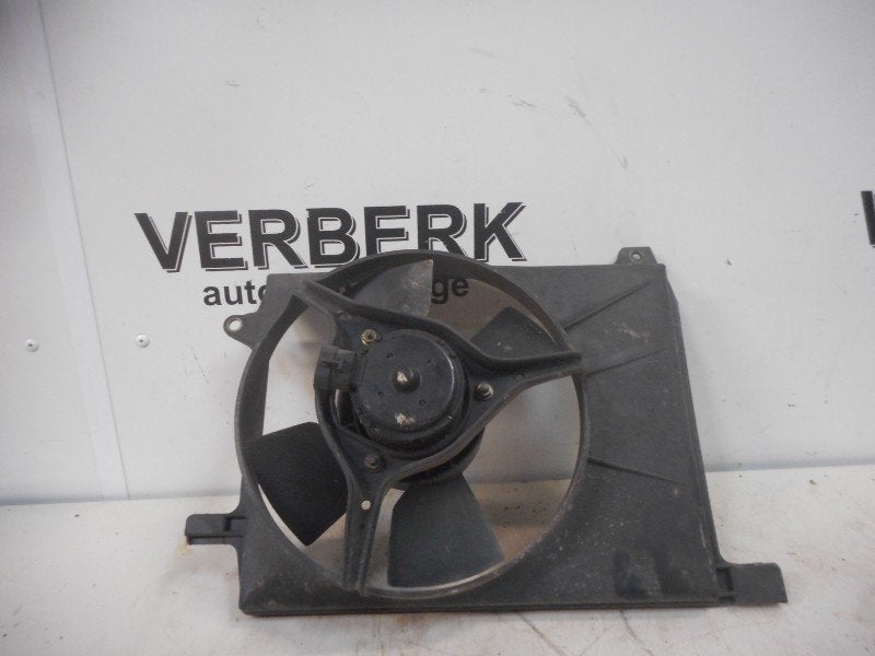Koelventilatormotor Opel Corsa A (1990-01/1993-03), Gebruikt, Bahnhofsplatz, Rüsselsheim am Main 65423, , Duitsland, Opel, Opel Automobile GmbH