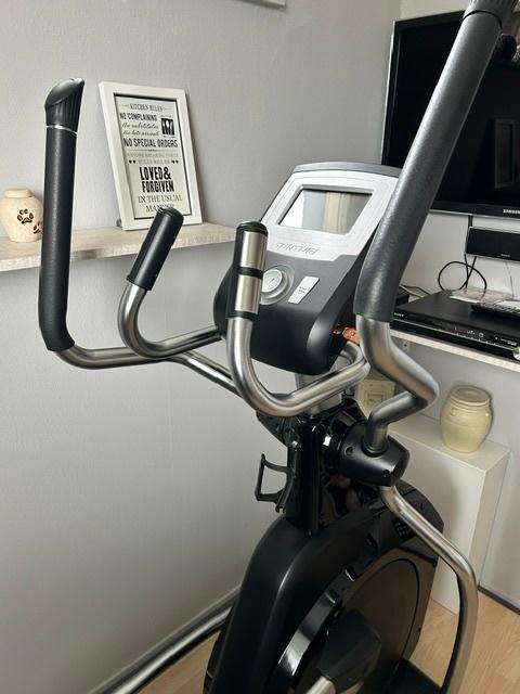 Professionele crosstrainer TUNTURI Platinum Pro, Ophalen, Benen, Zo goed als nieuw, Crosstrainer