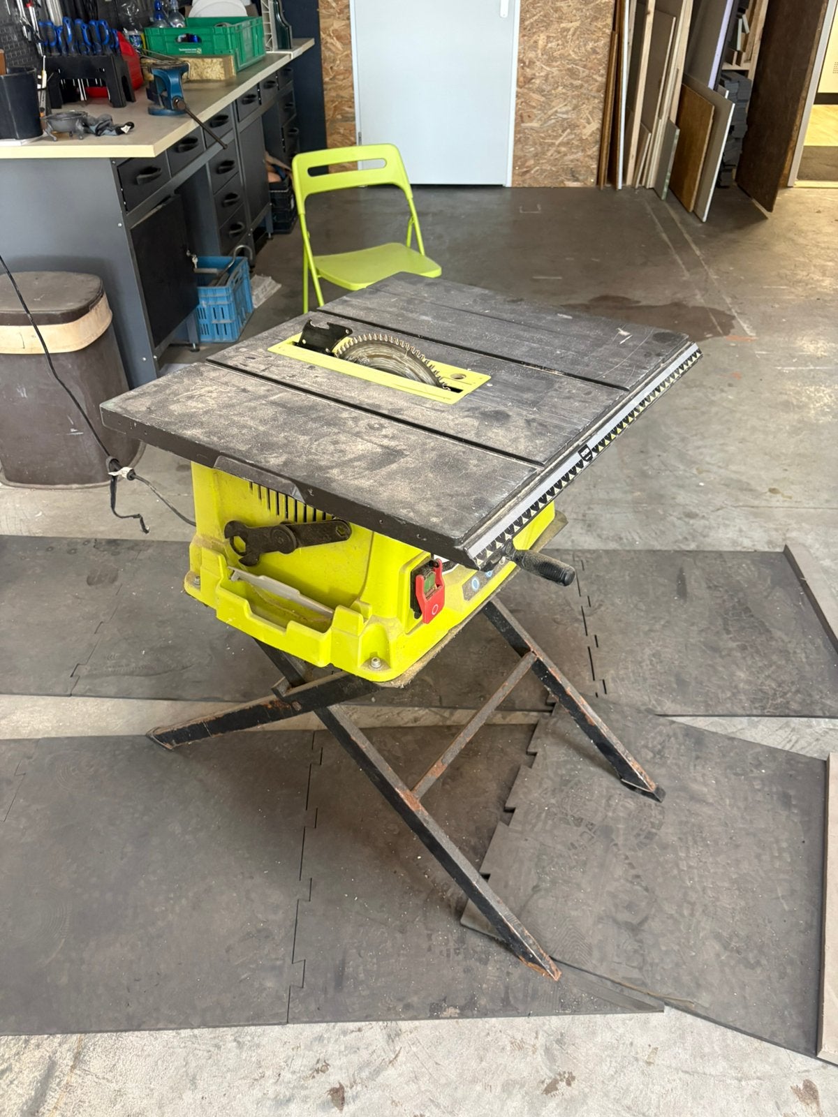 Ryobi tagelzaag, Tuin en Terras, Kruiwagens, Ophalen of Verzenden, Zo goed als nieuw