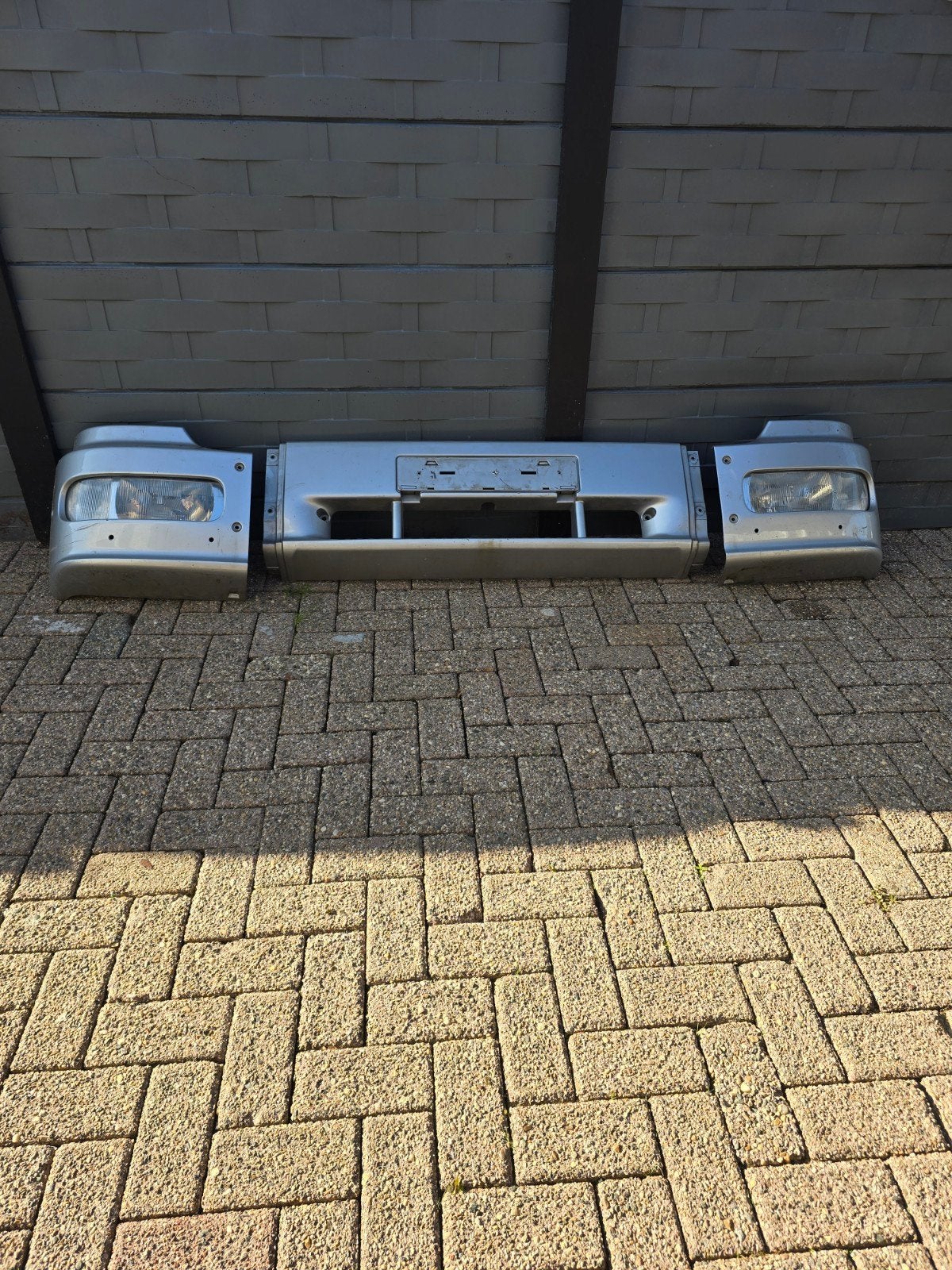 bumper/front van een Mercedes-Benz Atego, Ophalen, Mercedes-Benz