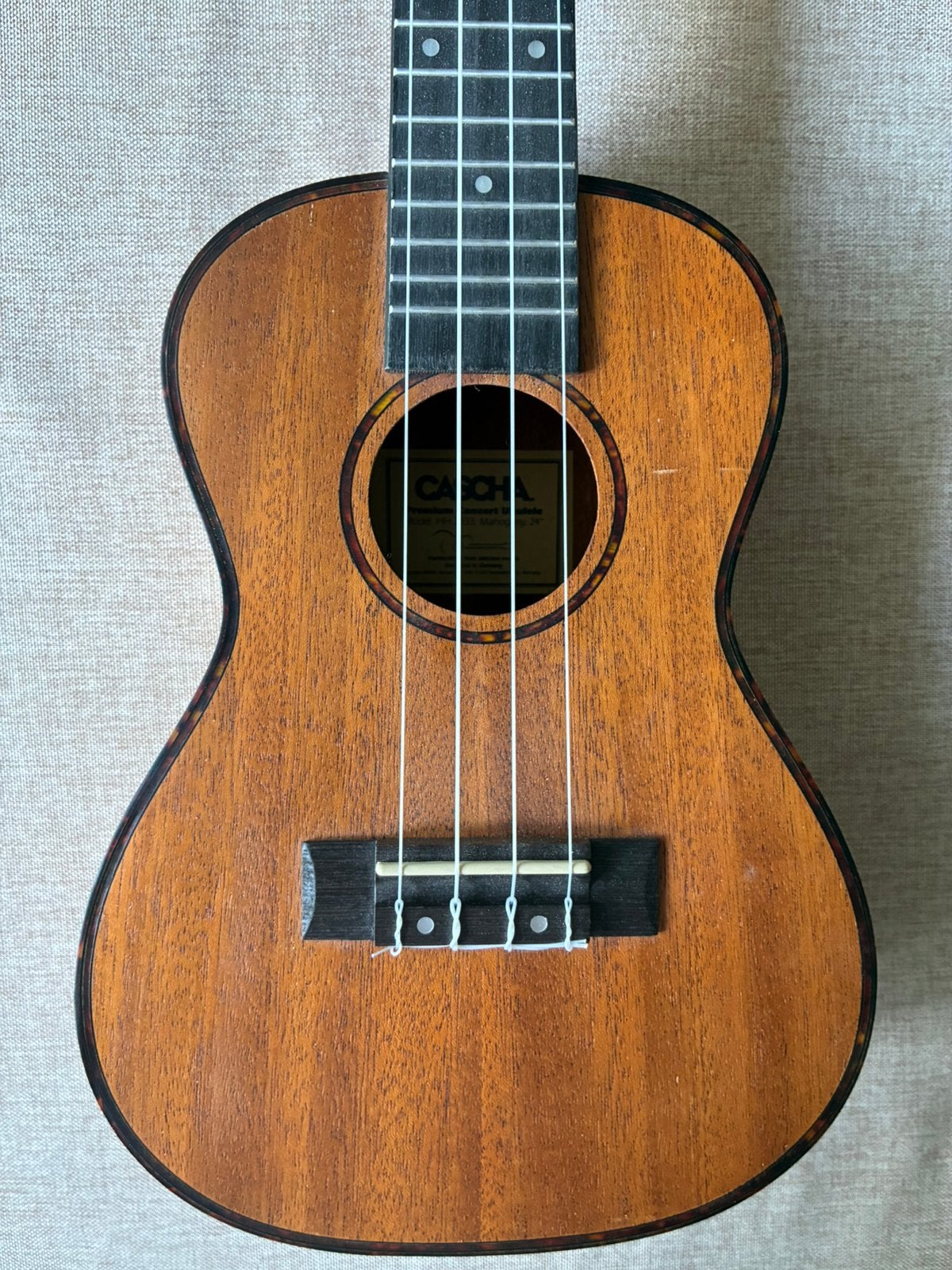 Ukelele - Cascha (24 inch), Ophalen of Verzenden, Zo goed als nieuw, Overige typen