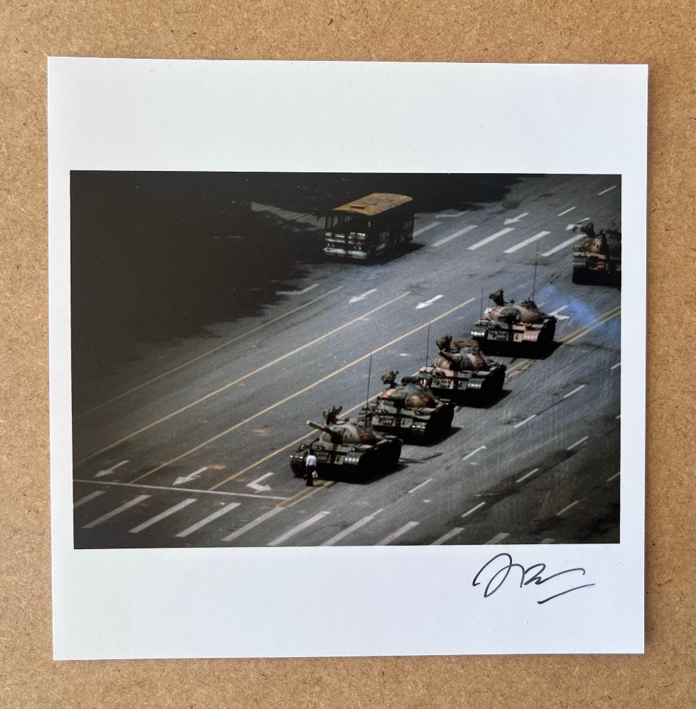 Magnum Square Print foto " Tank Man", Minder dan 50 cm, Nieuw, Ophalen of Verzenden, Print