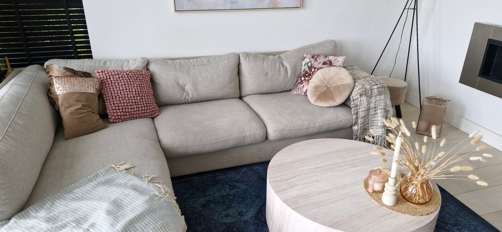 Gratis Comfortabele loungebank - zandkleur Stof, Huis en Inrichting, Banken | Bankstellen, Ophalen, Modern, Comfortabel, 250 tot 300 cm