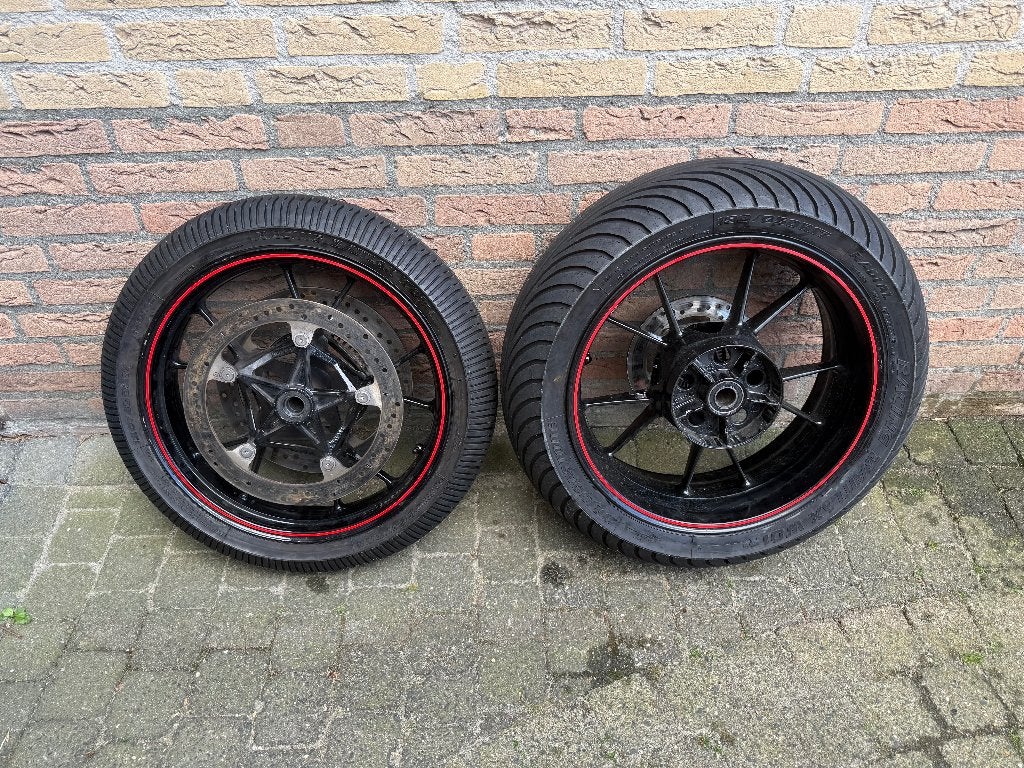 Wielen BMW S1000RR 2013 met regenbanden, Motoren, Ophalen, Gebruikt