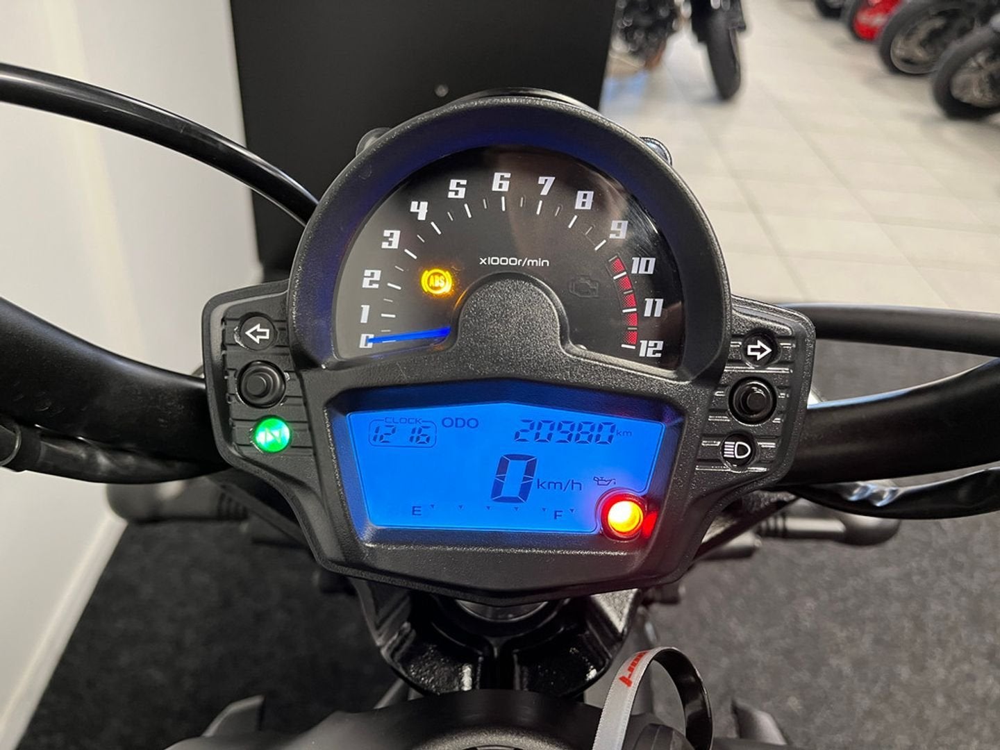 Kawasaki VULCAN S (bj 2016), Motoren, Motoren | Kawasaki, 2 cilinders, Kawasaki, Bedrijf, Onbekend