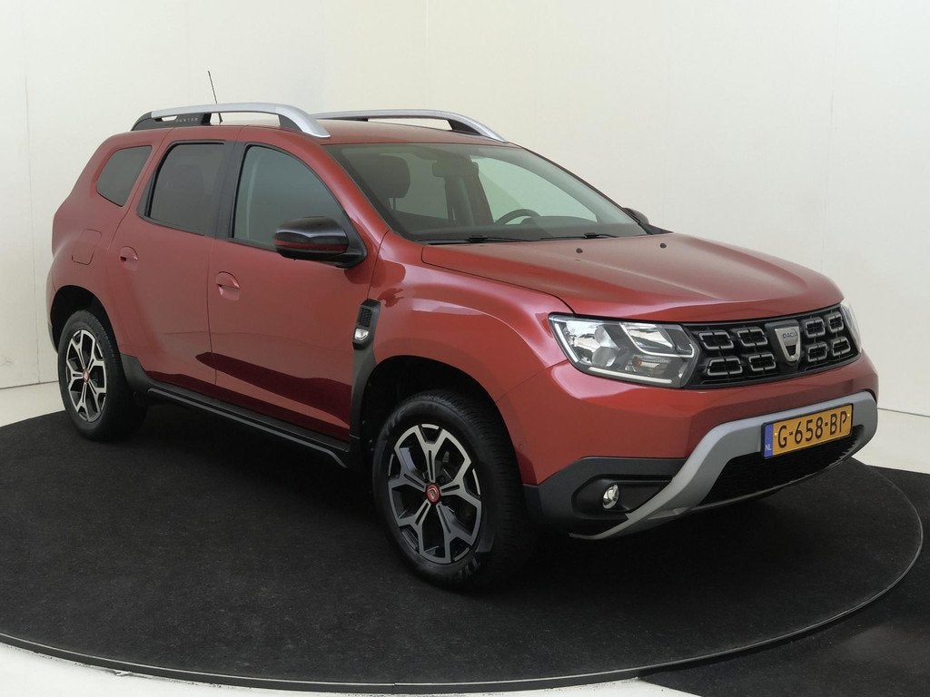 Dacia Duster 1.3 TCe Tech Road | Navigatie | Parkeersensoren, Voorwielaandrijving, Stof, Gebruikt, Euro 6