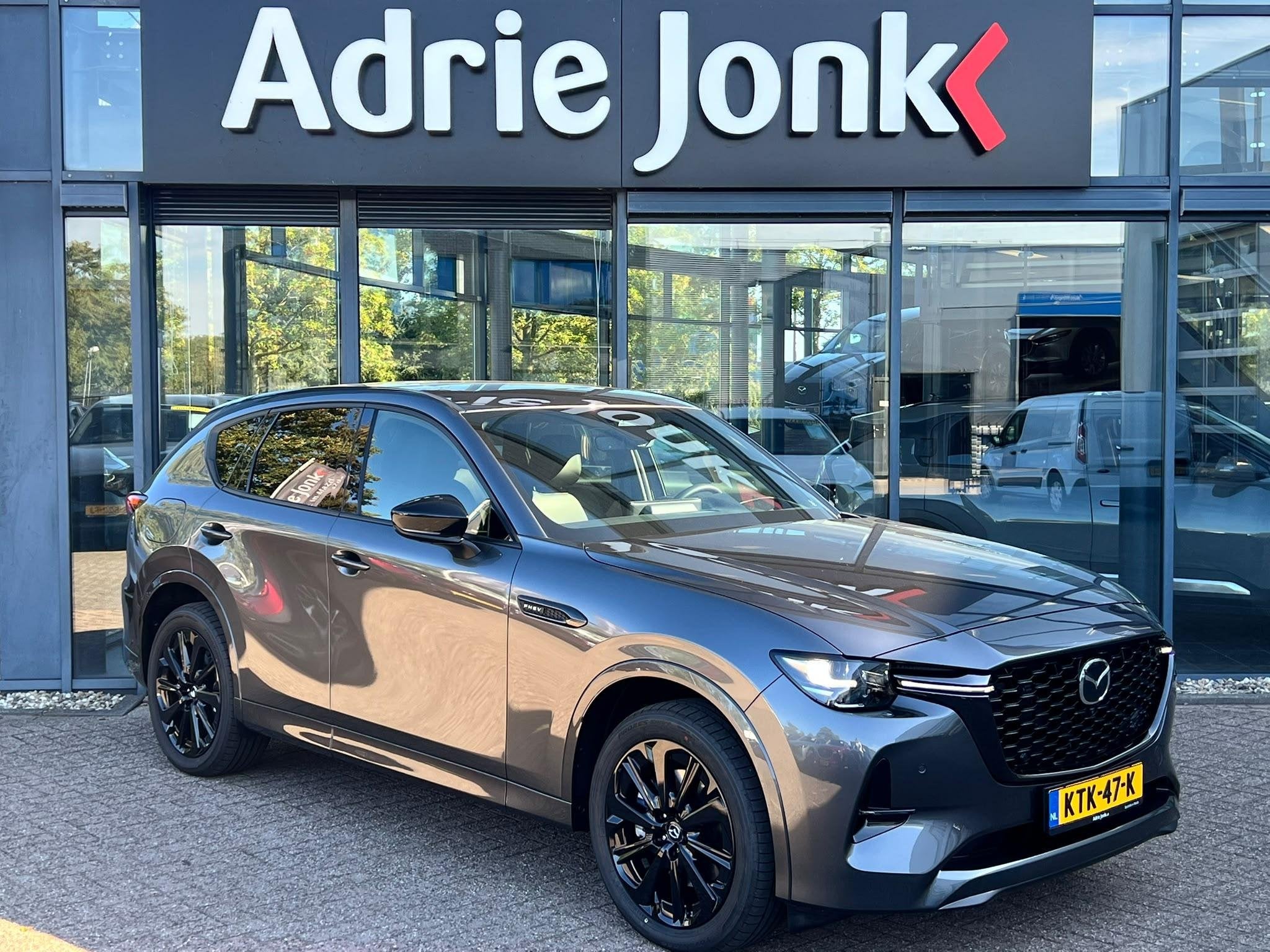 Mazda CX-60 2.5 e-SkyActiv PHEV Homura Plus | PANORAMA DAK |, Auto's, Automaat, Gebruikt, 4 cilinders, 2500 kg