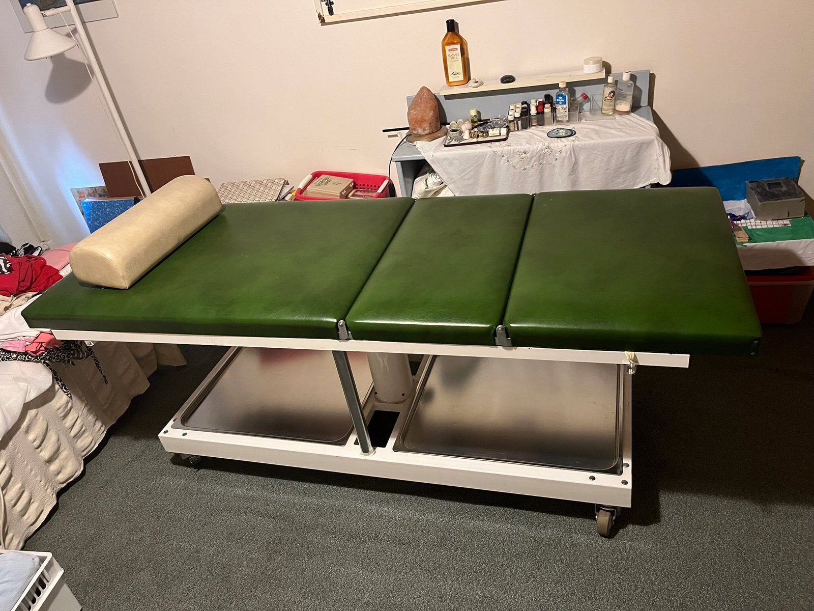 Massage tafel, werk tafel, tattoo tafel., Ophalen, 50 tot 100 cm, Zo goed als nieuw, 150 tot 200 cm