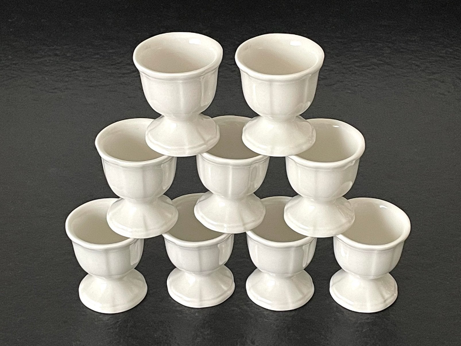 Als Nieuw Set 9 Villeroy & Boch Manoir Vitro Eierdop-jes Wit, Huis en Inrichting, Keuken | Servies, Ophalen, Zo goed als nieuw